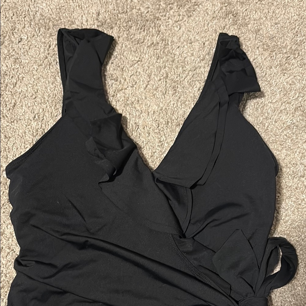Black Ruffled One-Piece Swimsuit - Picture 4 of 11